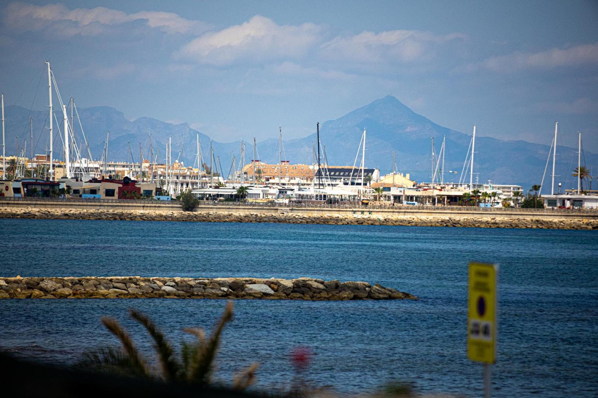 Vistas Y Terraza Panoramica Frente Al Mar En Denia, Las Rotas Екстериор снимка