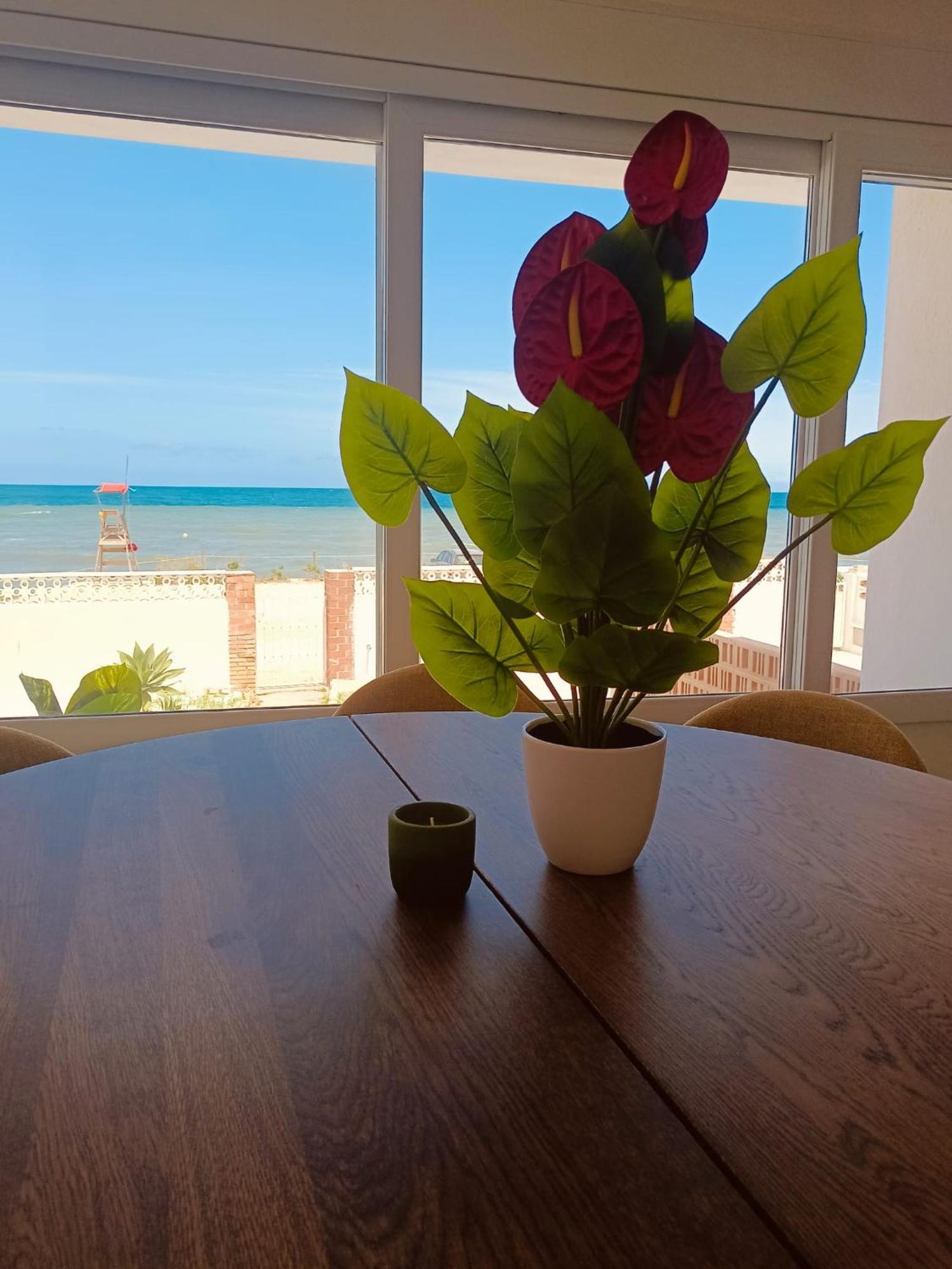 Vistas Y Terraza Panoramica Frente Al Mar En Denia, Las Rotas Екстериор снимка